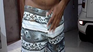 shaved pussy for eater orgasm