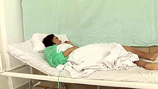 Hé Doc, Tu T'attendais Pas À Ce Que Cet Examen Devienne Une Baise Si Dure, Hein ?