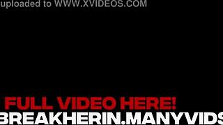 Можеш ли да издържиш тази супер мокра азиатска доминация на гърлото от огромен кур?