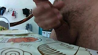 rola linda manau explores gay themes in a subtle way