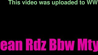 Nézd meg bi férjemet, a haveromat és engem forró dagadt biszex háromszeregy traileren az XVideos Red-en.