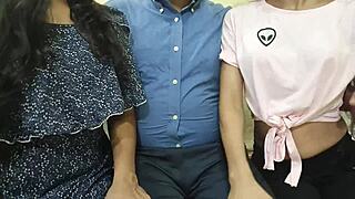 Me encanta ver a mis amigas desi ser golpeadas duro