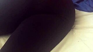 Pawg Jiggles Seductively In Tight Leggings