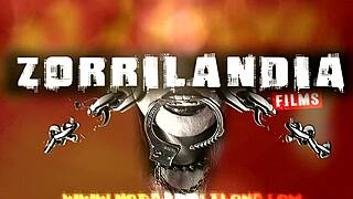 Gangbangovaná rudovlasá milfka polyká hromady tvrdých čuráků v divokém blowbangu