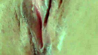 Coño mojado de latinas golpeado duro en acción salvaje y cachonda