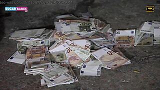 Παρωδία πορνό Squid Game ξετυλίγεται με Λατίνα με μεγάλα βυζιά σε άγρια δράση, Ευρωπαίες λεσβίες μπαίνουν στο παιχνίδι με squirt