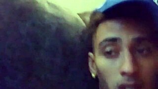 Watch this tattooed babe masturbate wildly!