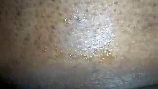 i'm cumming on my booty right now