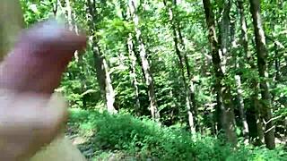 Ne laukesi kaks kertaa putkeen ulkona vaatteet revittynä