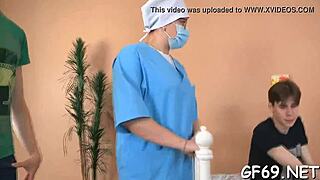 Legální věk teen andělé těsná kundička vrtaná v hardcore akci