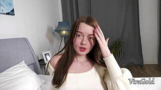 Анжелика, готова к первому сексу с отчимом, чтобы потерять девственность?