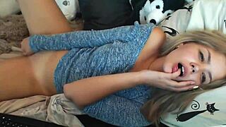 i'm a gorgeous blonde camgirl with cute tits masturbating horny