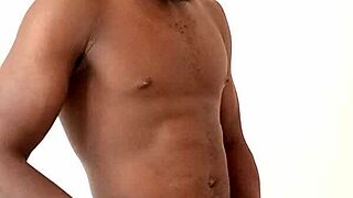 Group banging leads to cumshot in club bathroom