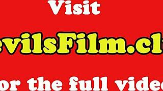 Petite Teen 18+ Comel Dengan Cermin Mata Ditumbuk Missionary Oleh Lelaki Tua