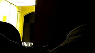 amateur couple chelo and leo hide their intimate moments