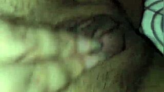 Mi coño cremoso, mira este orgasmo?