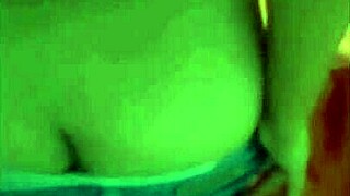 Meksika retro sahnesinde arkadan penis sokmak çok yoğun hissettiriyor