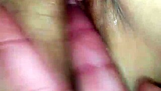 oh man, this asian amateur cums so hard from fingering!