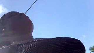 Crazy bitch enjoys twerking her big ass outdoor 😈