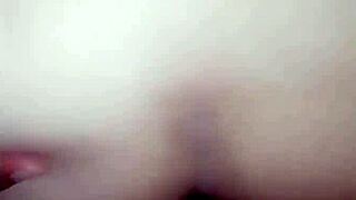 La gordita se pone en cuatro 😏