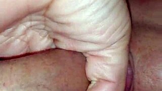 Hé, nézd meg ezt a baromi jó mature szopást!