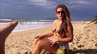 Hey, check Kellenzinha's latest liberal lifestyle episode on YouTube now!