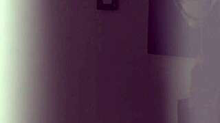 Pequeña Jennifer Far Latina Beauty