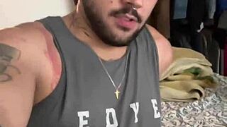 Sucking Off a Hung Guy While He’s Deep in His Video Game Session