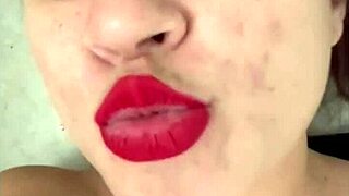 yo horny tiktoker la paisa, how’s that dildo squirt feel?