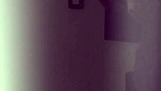 Pequeña Jennifer Far Latina Beauty