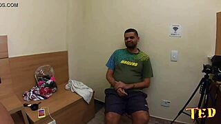 Latina Brazilian Wanessa Boyer Prepares For Monster Cock Scene