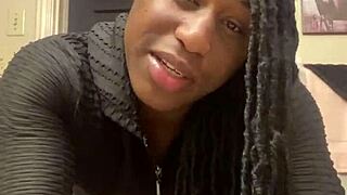 Prevaral si me v ta hardcore grlo jebanje na javnem?