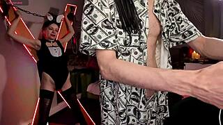 our cute streams feature this blonde couple dancing sexy with her small waist and beautiful skinny body 😍