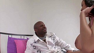 London Reigns, the black beauty gets sloppy with a big dick