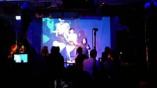 public breast milk pumping turns into a wild show. i can’t believe i did this outdoors! 🍼