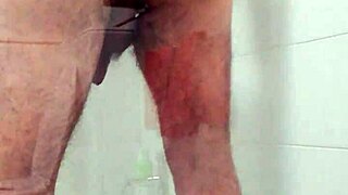 In Doccia with Hot Amateur Gay Action