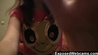 Freshly 18 and already stripping on the net, wow! 😍