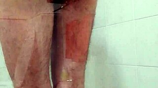 In Doccia with Hot Amateur Gay Action