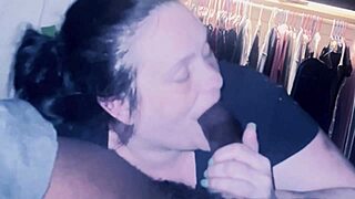 i’m obsessed with this monster gumjob turning into a massive cumshot all over me