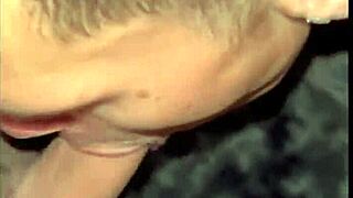 O Preto do Pau Grande Fills My Pussy in Tent