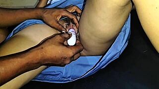 bokep indo teen squirts hard using dildo in wild play