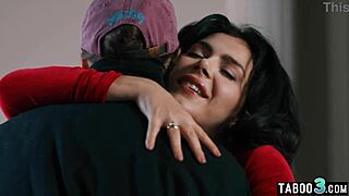 Hot milf military wife gets satisfied by her mistress