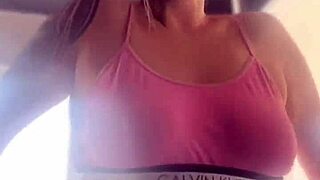 Anal Plug in Ass at Gym Gets Me Horny