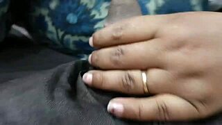 Stepsister gets it in her mouth in the bedroom