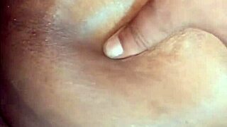 Indian girl’s best friend gets it from her boyfriend in bed