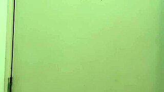 Caught Her Showering and Dove Right into Her Pussy