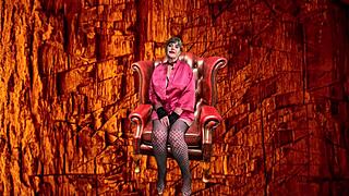 Granny Peggy Sue sucks cock like a vamp! What a cum swallower!