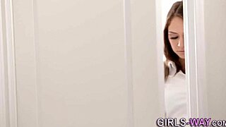 Beautiful high-definition video of hot milf tribbing with a girl