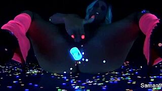 samantha saint enjoys solo masturbation with big tits