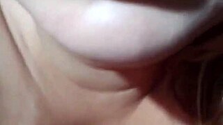 impossivel nao gozar ouvindo gemidos putarias dela